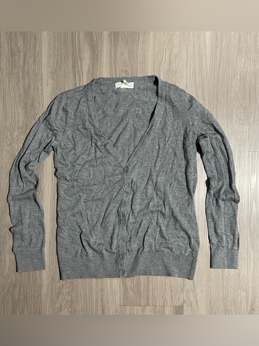 Forever 21 Gray V-Neck Button-Front Cardigan